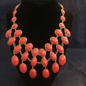 Statement necklace